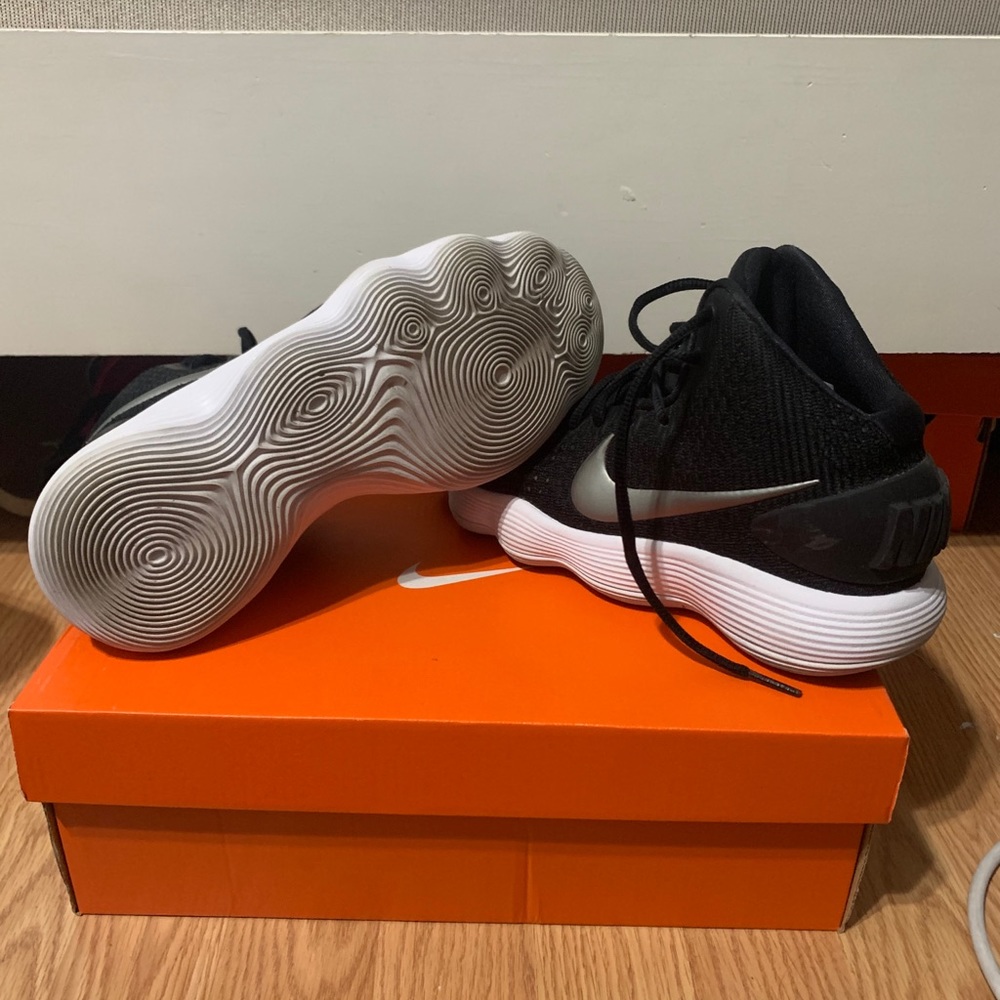 Women’s Nike basketball shoes
